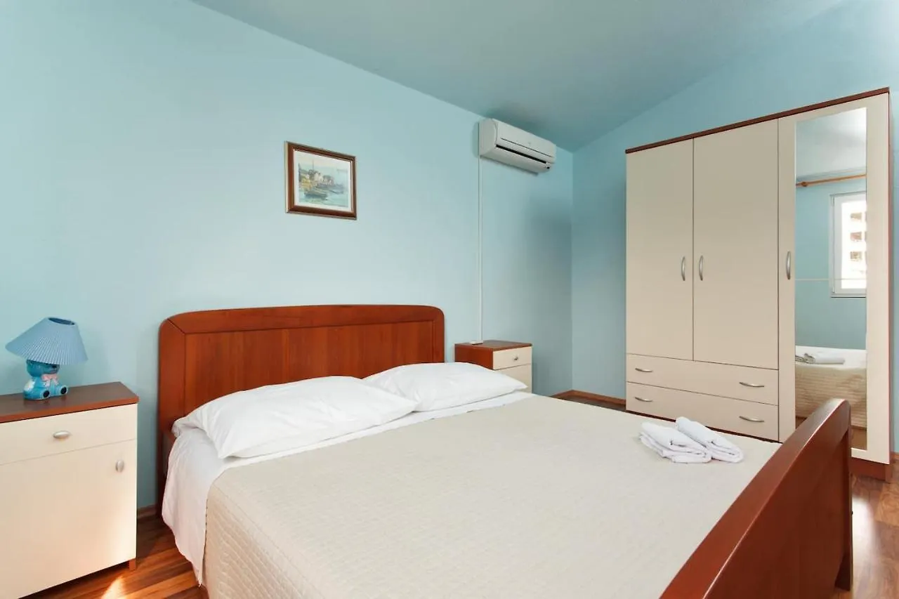 Apartments Alajbeg Trogir 0*,